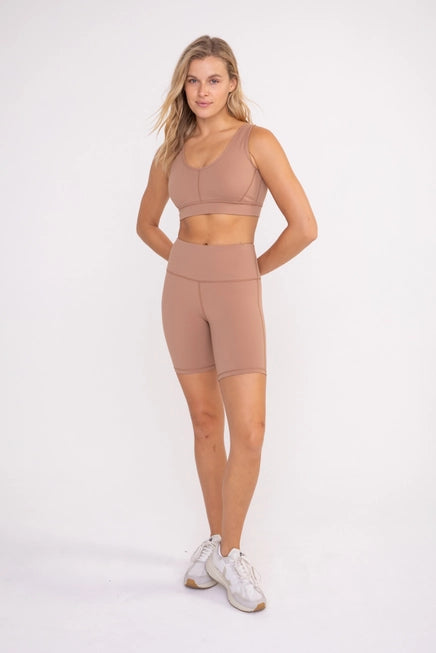 *BRONZE - NEWPORT CUTOUT OVERLAY BACK PERFORMACE SPORT BRA - NUDE