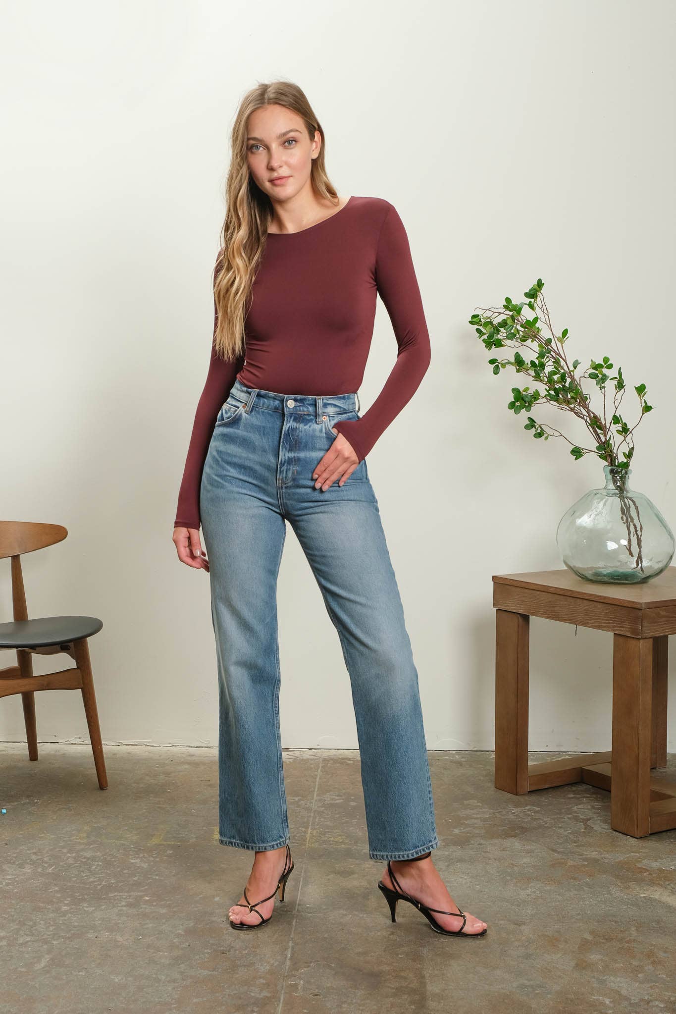 *SOLID ROUND NECK LONG SLEEVE BODYSUIT - MAROON