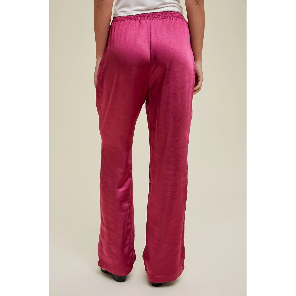 *FUCHSIA SATIN WIDE-LEG PANTS WITH PLEATED DETAIL