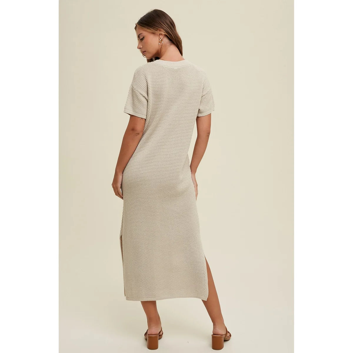 *NATURAL SWEATER MIDI DRESS WITH BUTTON DETAIL