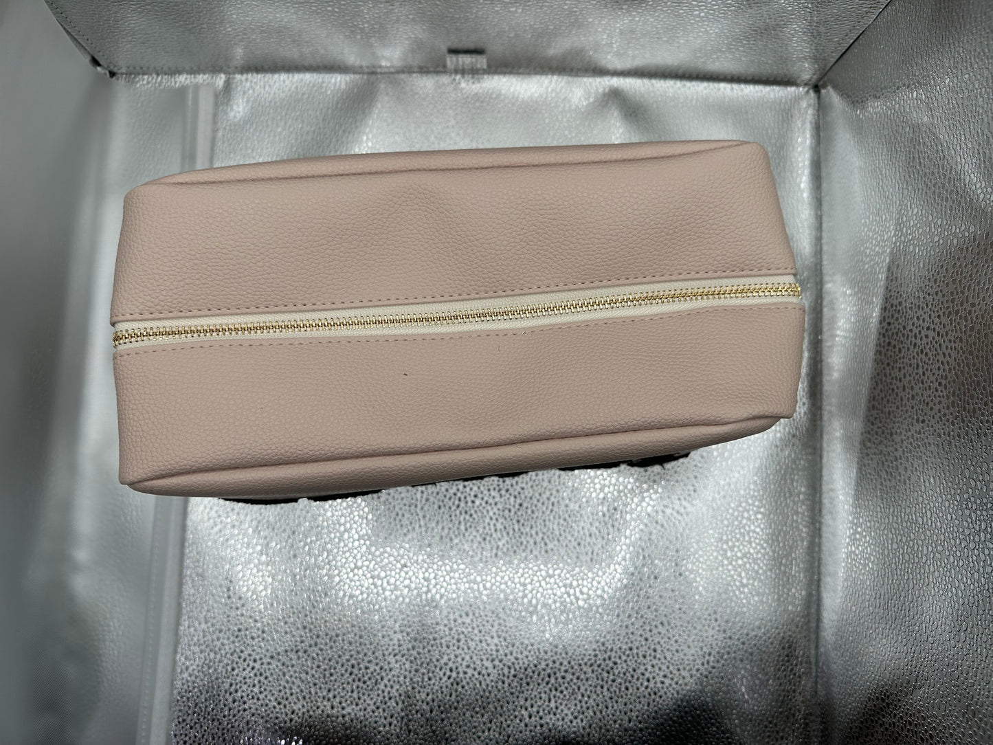 *TAN "TRAVEL" ZIPPER BAG