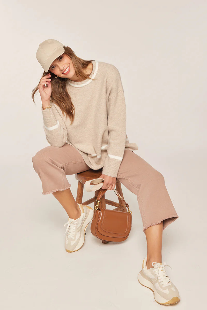 *Contrast Color Line Sweater