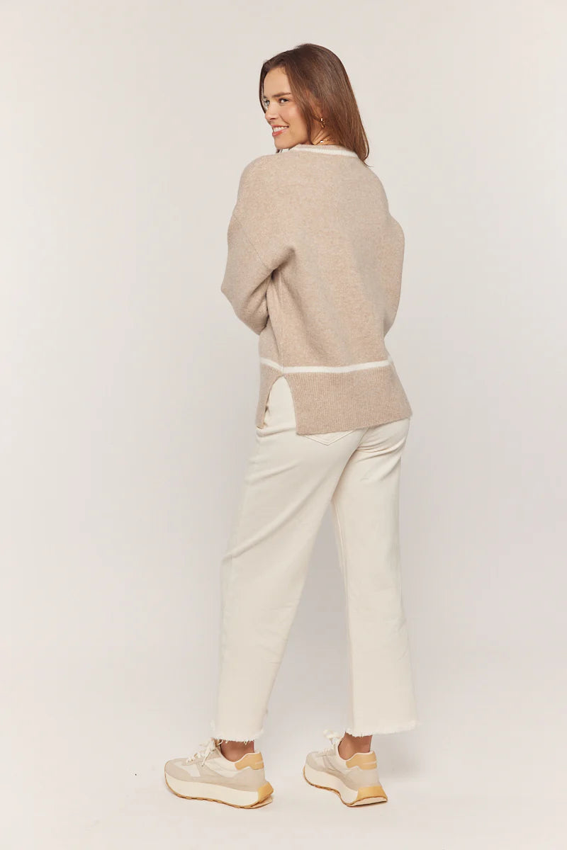 *Contrast Color Line Sweater