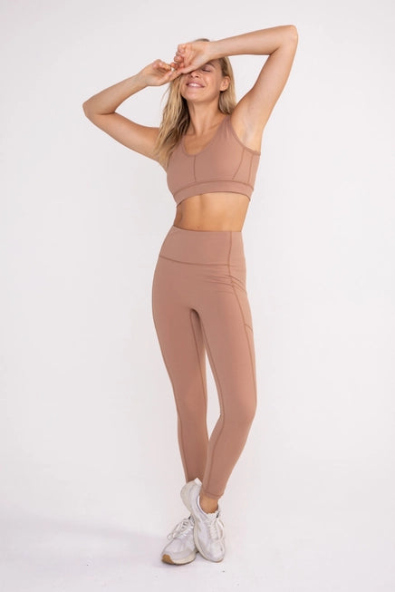 *BRONZE - NEWPORT CUTOUT OVERLAY BACK PERFORMACE SPORT BRA - NUDE