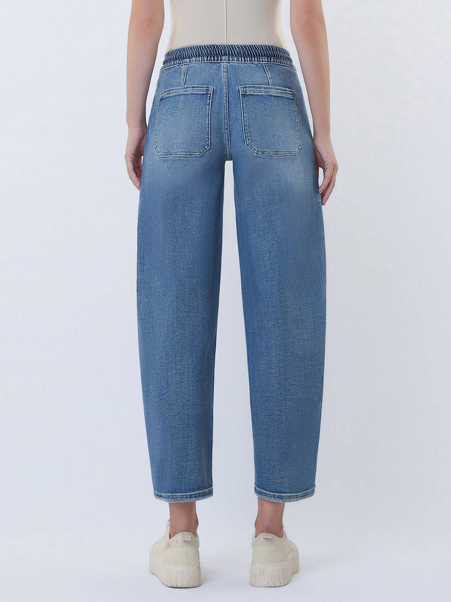 HIGH RISE ELASTIC WAISTBAND WIDE BARREL JEANS
