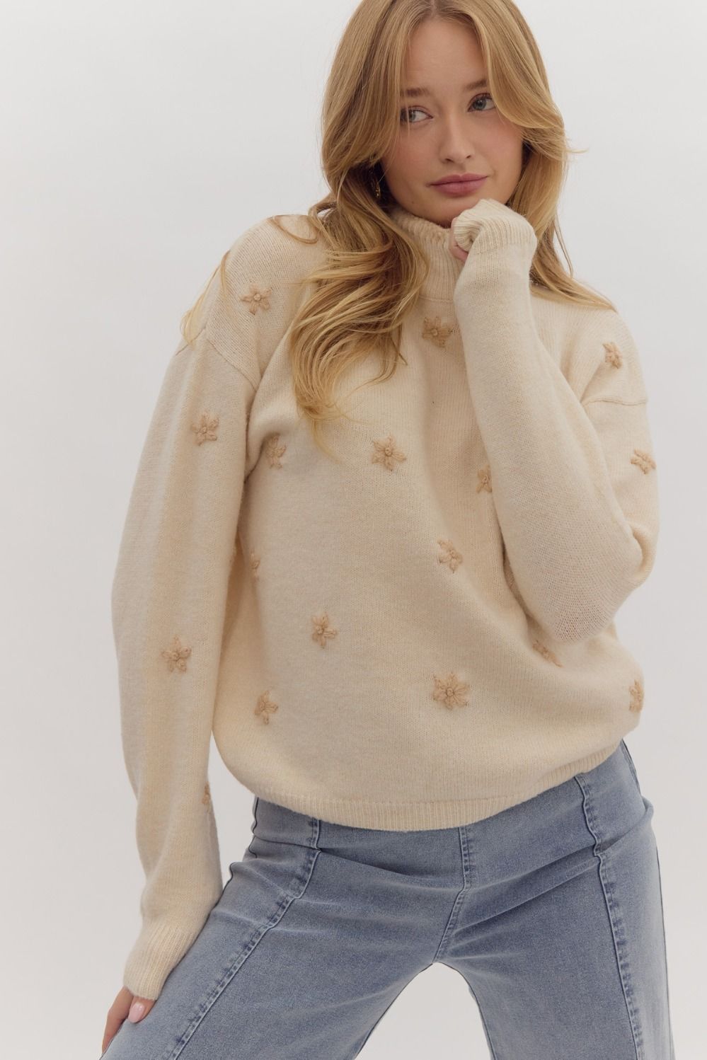 *Long Sleeve Turtle Neck Sweater - Cream