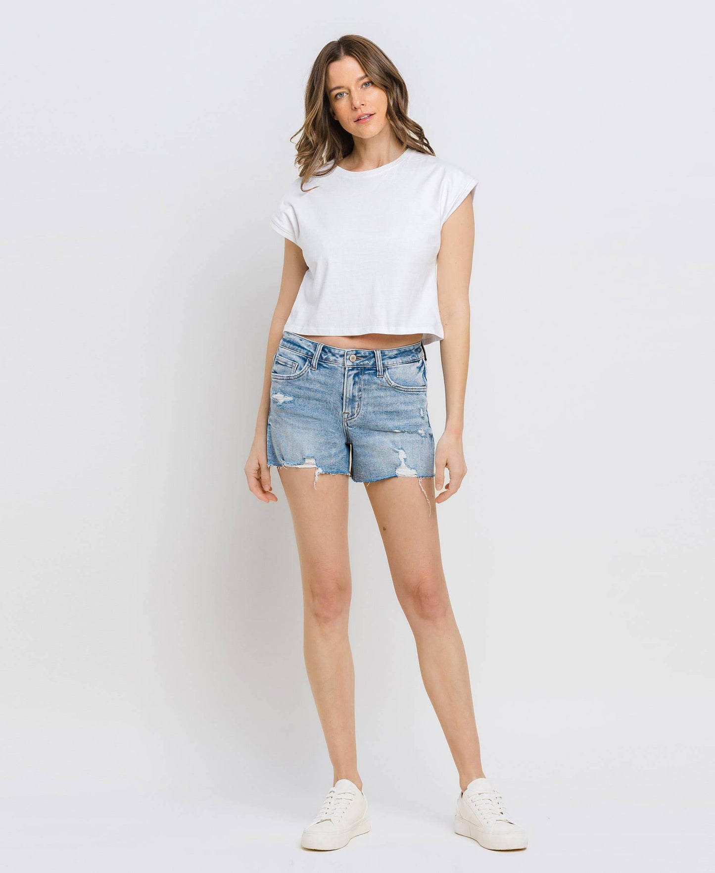 *MID RISE RAW DISTRESSED HEM SHORTS T6390