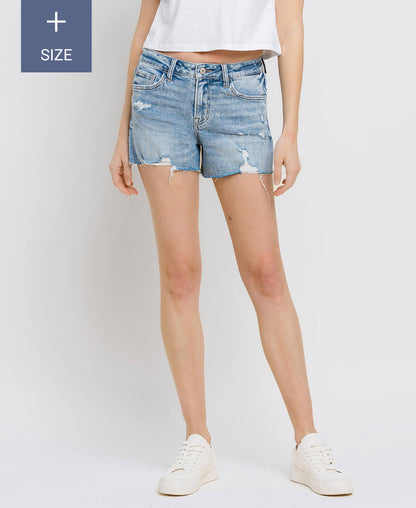 PLUS SIZE MID RISE RAW DISTRESSED HEM SHORTS