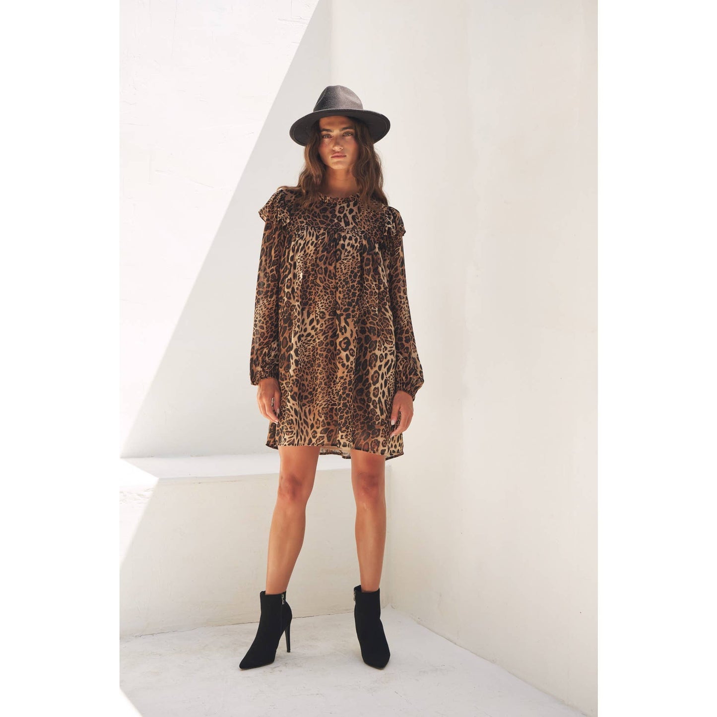 CHIC LEOPARD SHEER CHIFFON MINI DRESS WITH RUFFLES