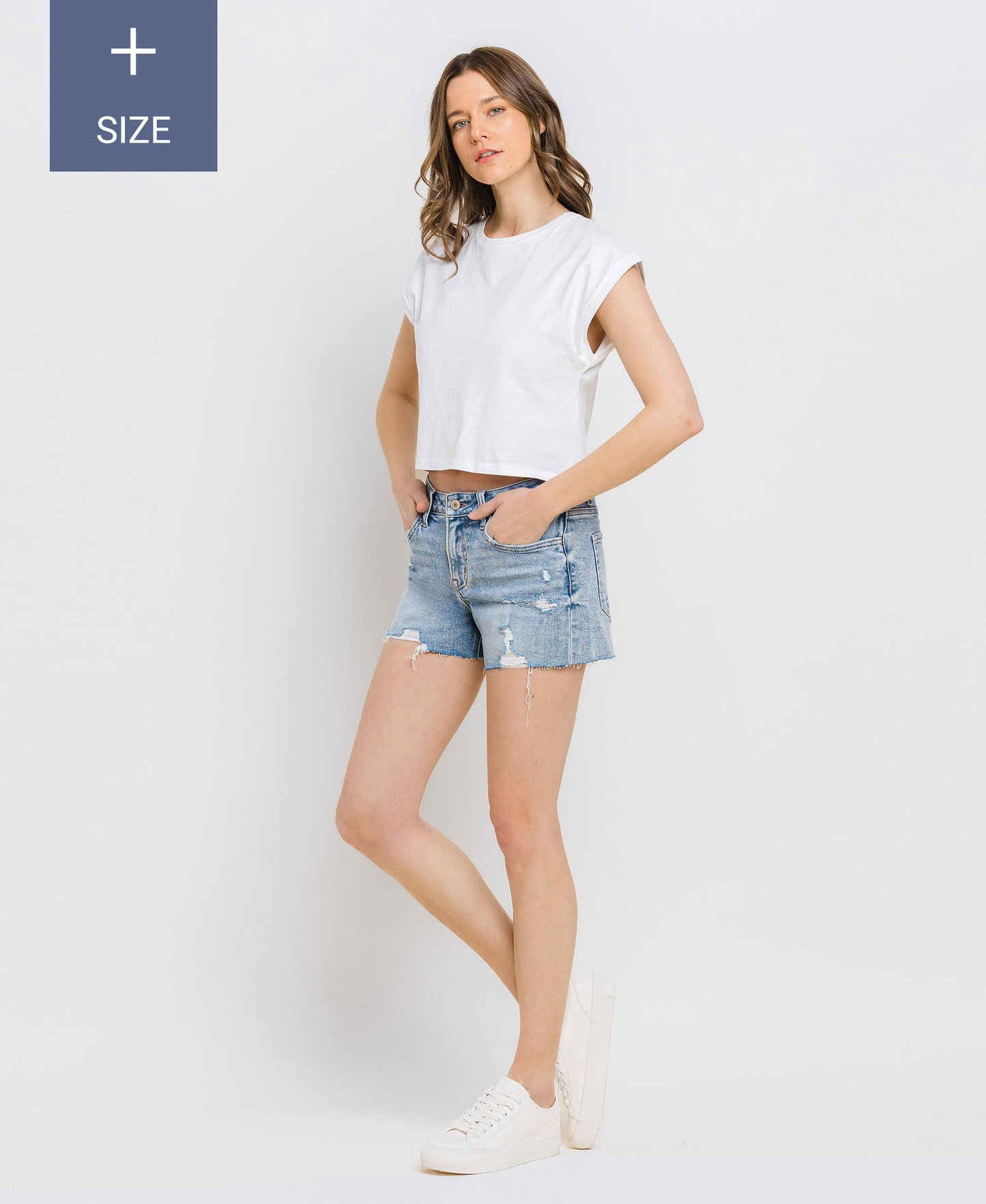 PLUS SIZE MID RISE RAW DISTRESSED HEM SHORTS