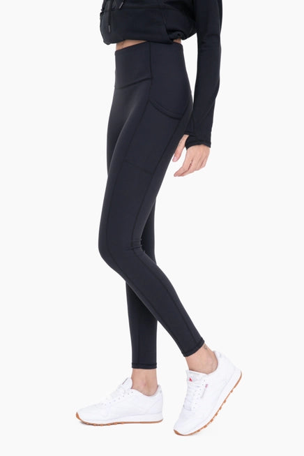 Bronze - No Front Seam Lycra-Blend Swoop Leggings - BLACK