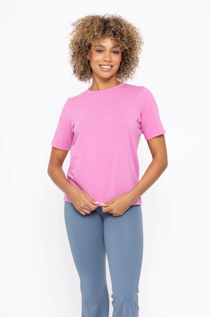 CLASSIC BOXY FIT TEE - FUSCHIA