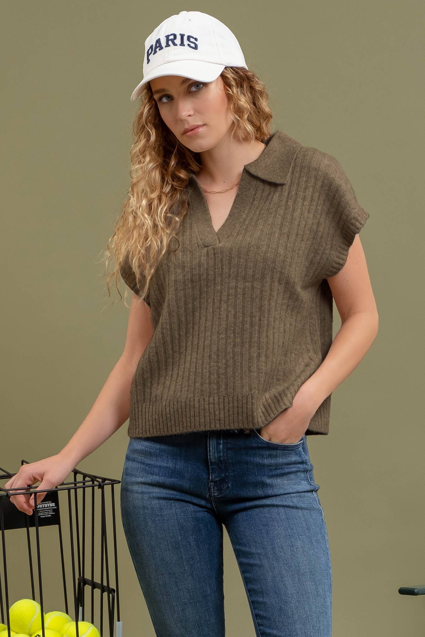 SOFT BRUSH RIBBED SLEEVELESS SWEATER