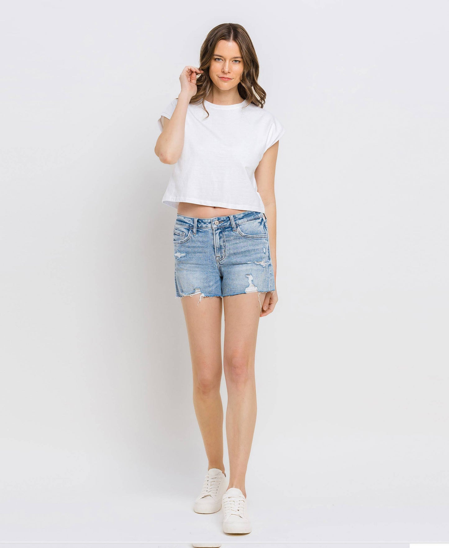 *MID RISE RAW DISTRESSED HEM SHORTS T6390