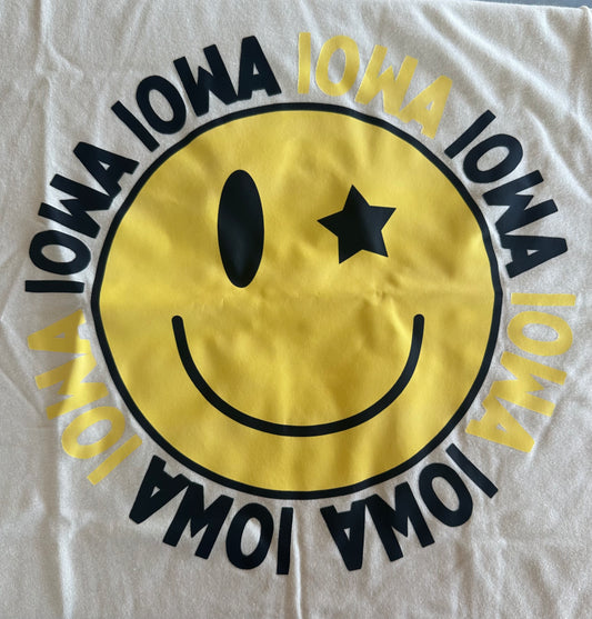 *IOWA Smiley Face T'Shirt