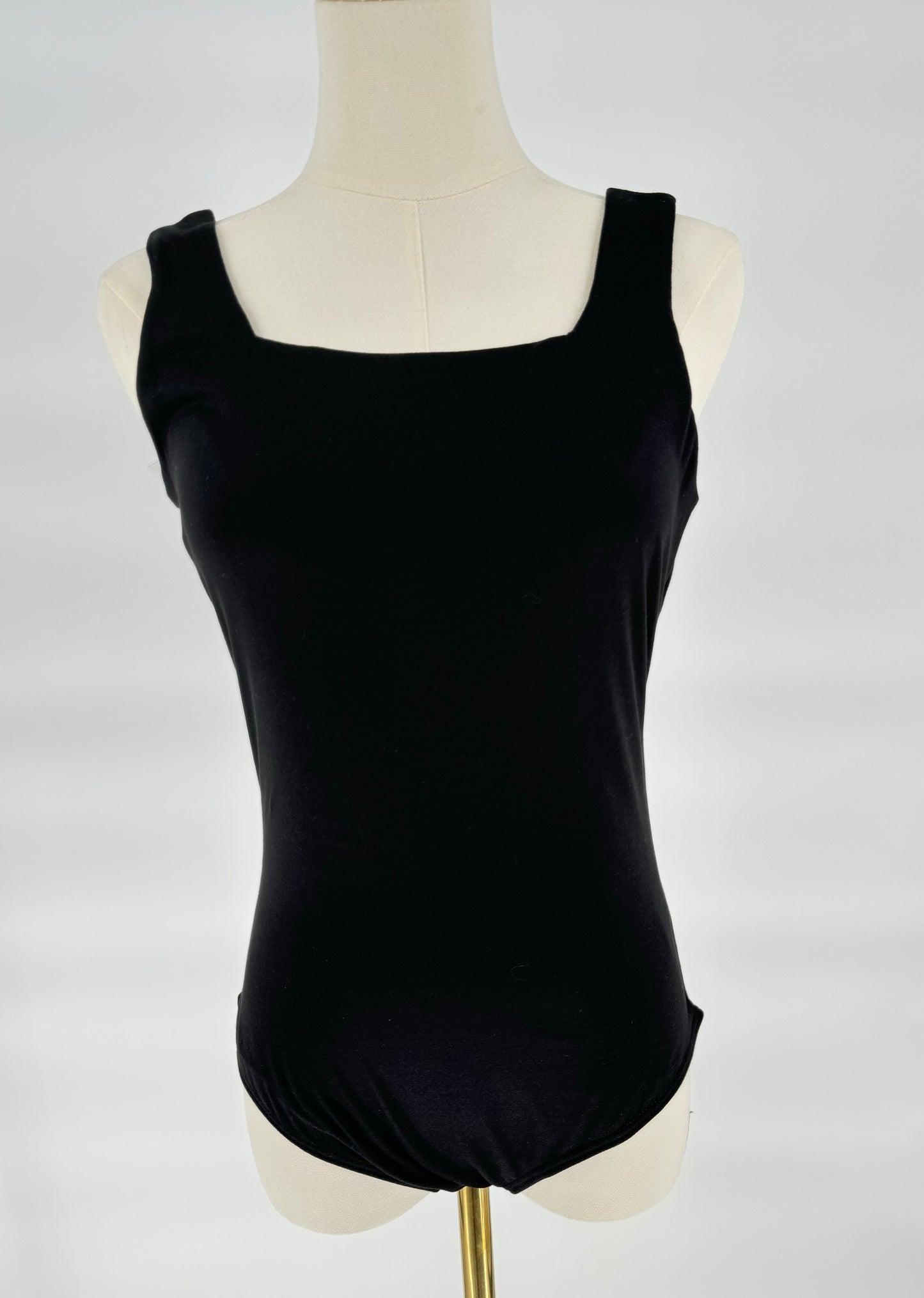 SLEEVELESS KNIT BODYSUIT - BLACK