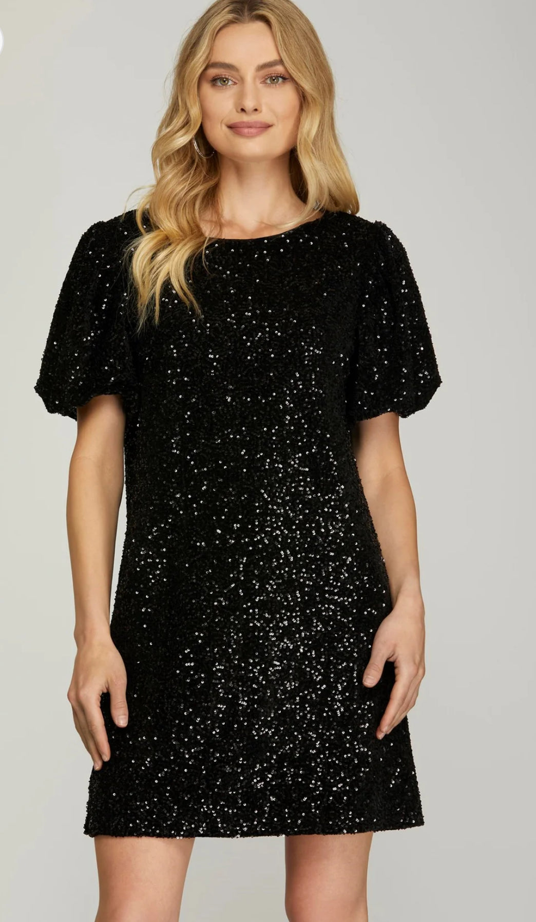 *SHORT BUBBLE SLEEVE SEQUIN SHIFT DRESS