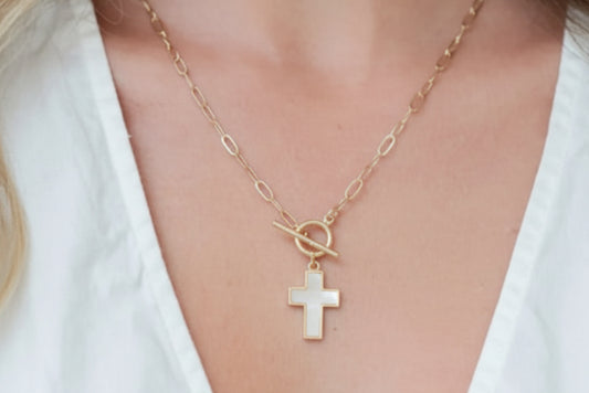 Front Toggle Cross Pendant Necklace