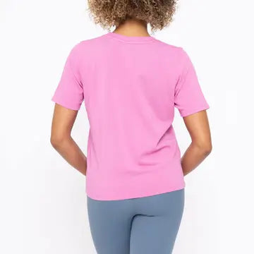 CLASSIC BOXY FIT TEE - FUSCHIA