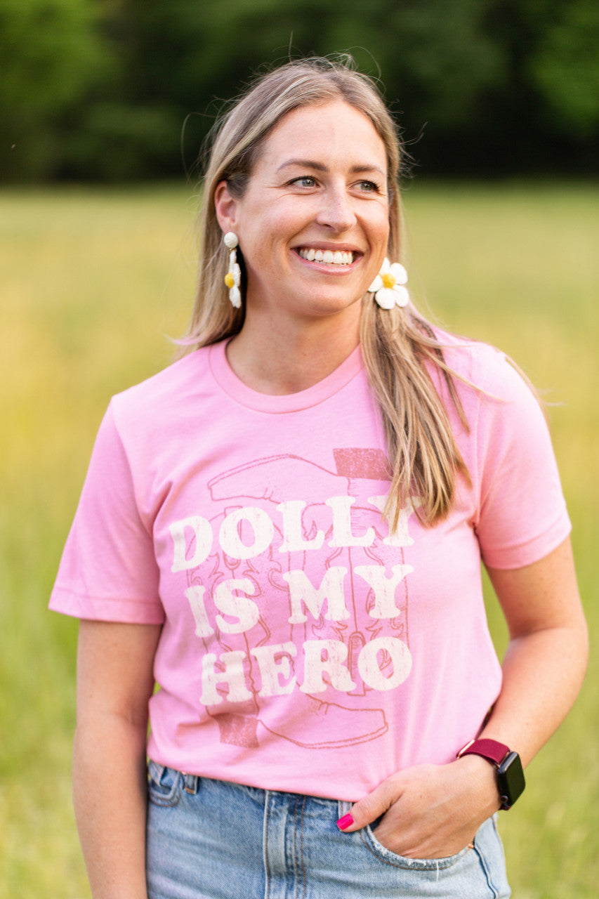 *GRAPHIC T-SHIRT - DOLLY IS MY HERO