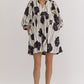 *Black and White Printed v-neck 3/4 sleeve mini dress